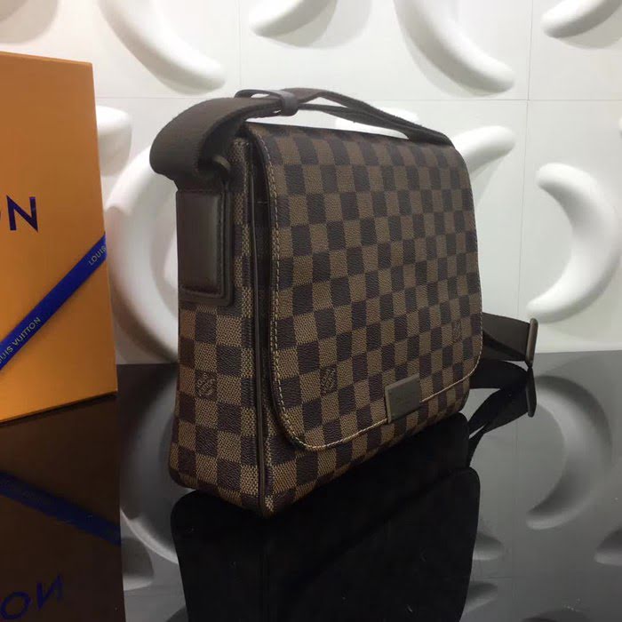 路易威登LV頂級原單N41213DISTRICT小號男士斜跨包 奢華的 Damier Ebène帆布面料 YDH1221